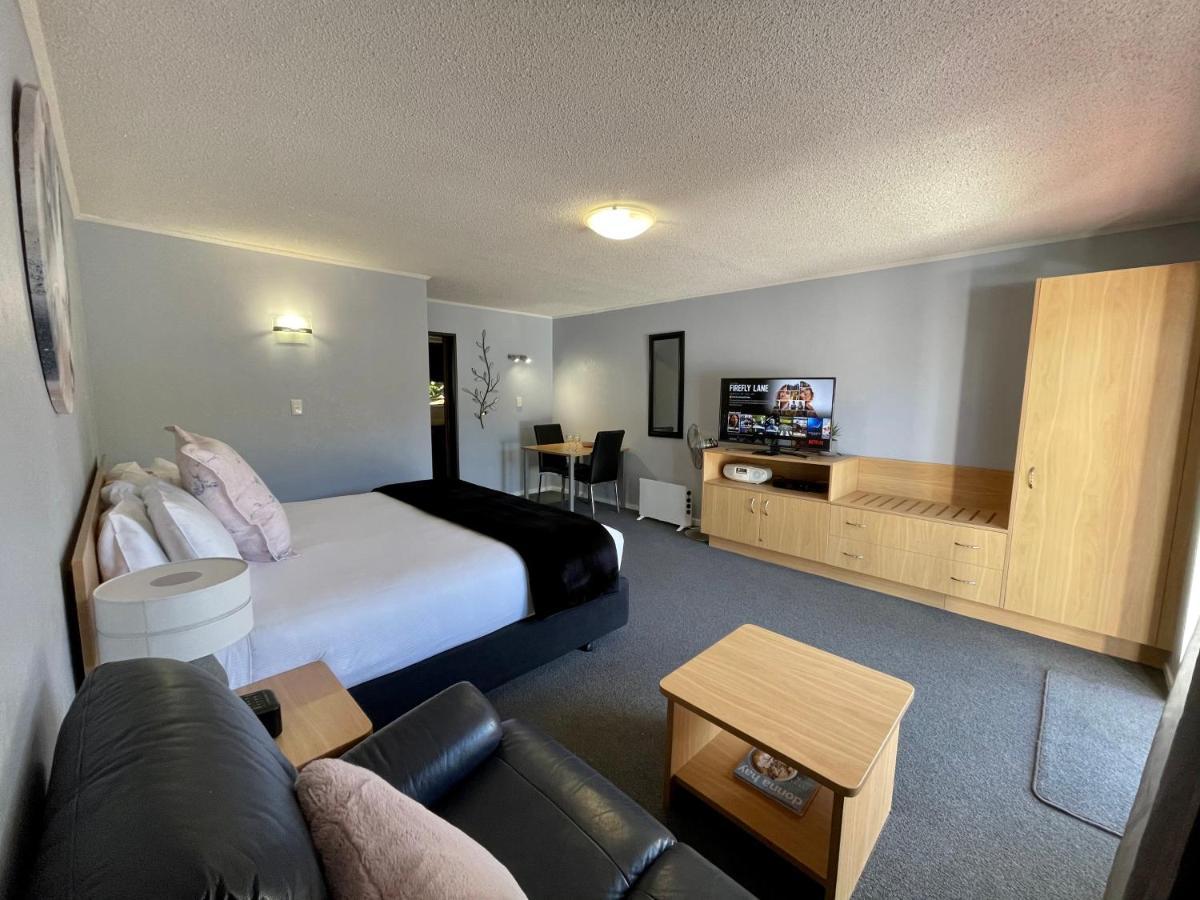Hacienda Motor Lodge Palmerston North Ngoại thất bức ảnh