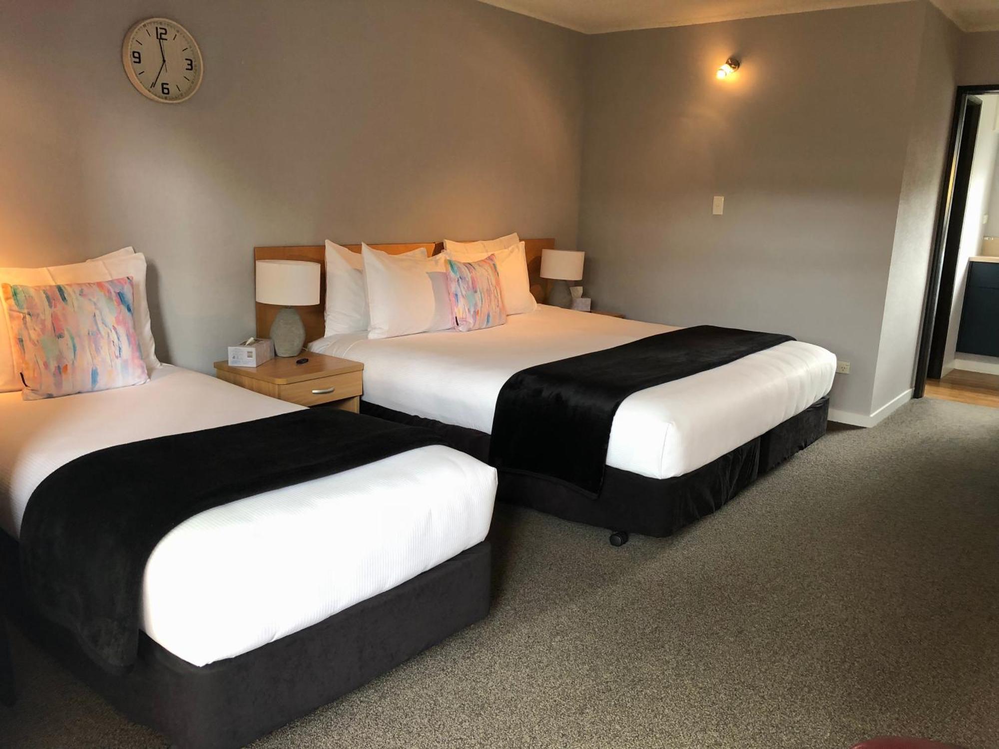 Hacienda Motor Lodge Palmerston North Ngoại thất bức ảnh